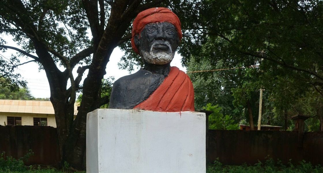 Büste eines Aufständigen gegen die koloniale Besetzung Tansania durch die Deutschen
